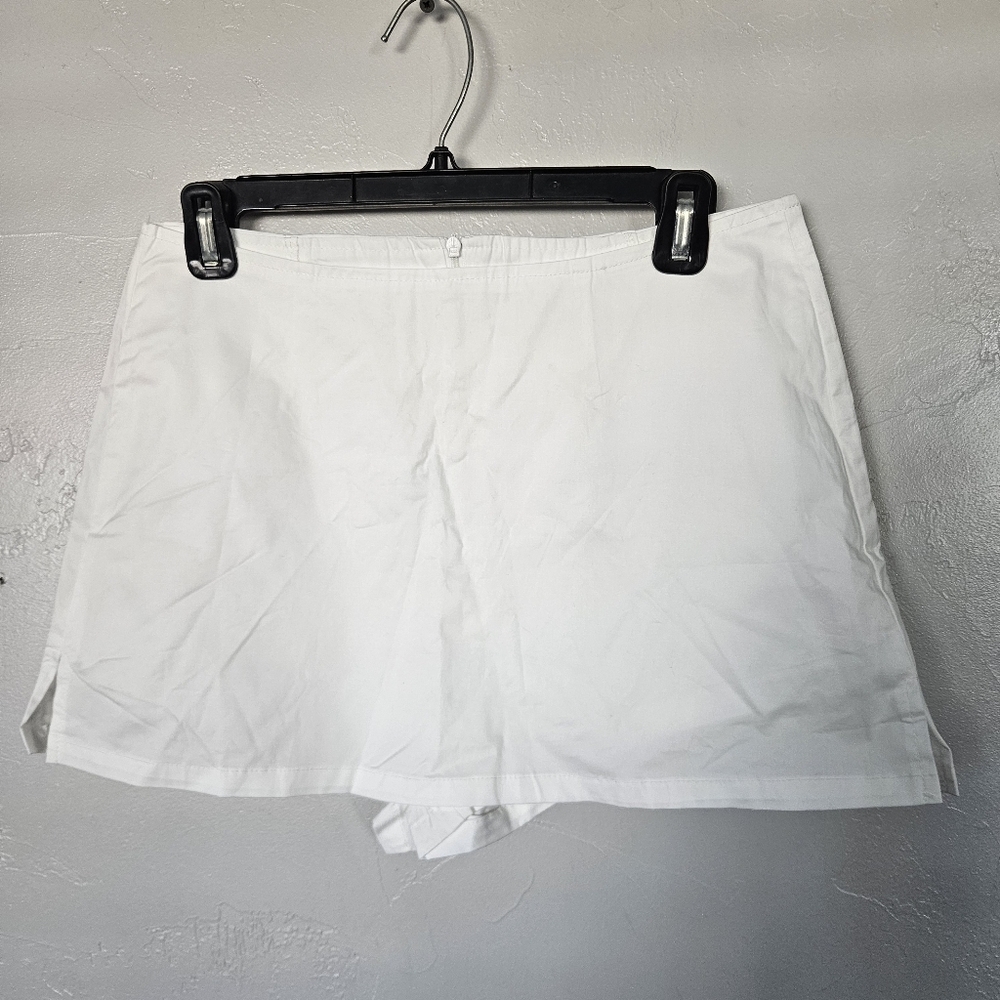 Chic White Mini Skirt Skort Women's Medium Flat Front Sporty Summer Casual